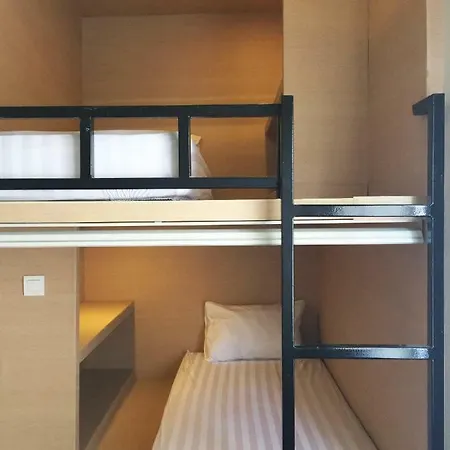 Xoxo Kuta Legian Hostel-3